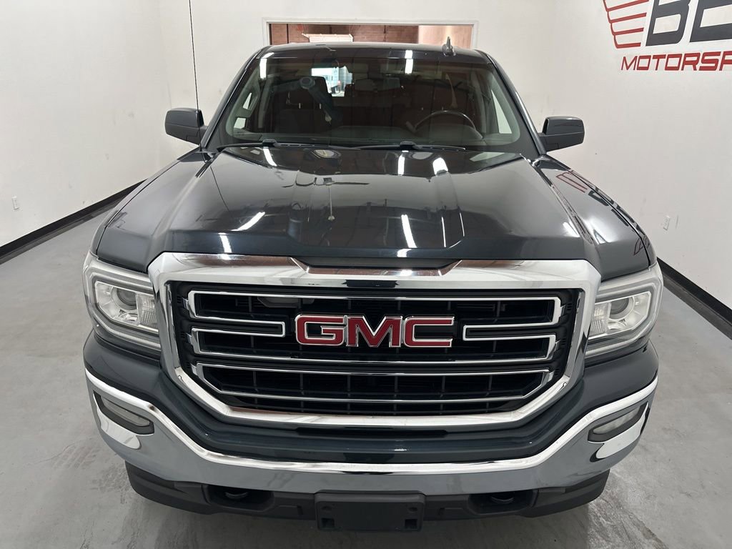 Used 2017 GMC Sierra 1500 SLE w/ SLE Value Package image 3