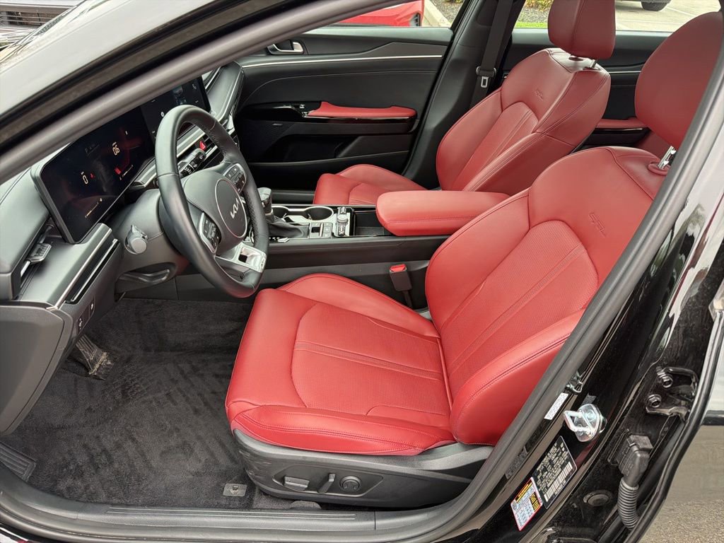 Used 2026 Kia K5 GT-Line w/ GT-Line Premium Package image 3
