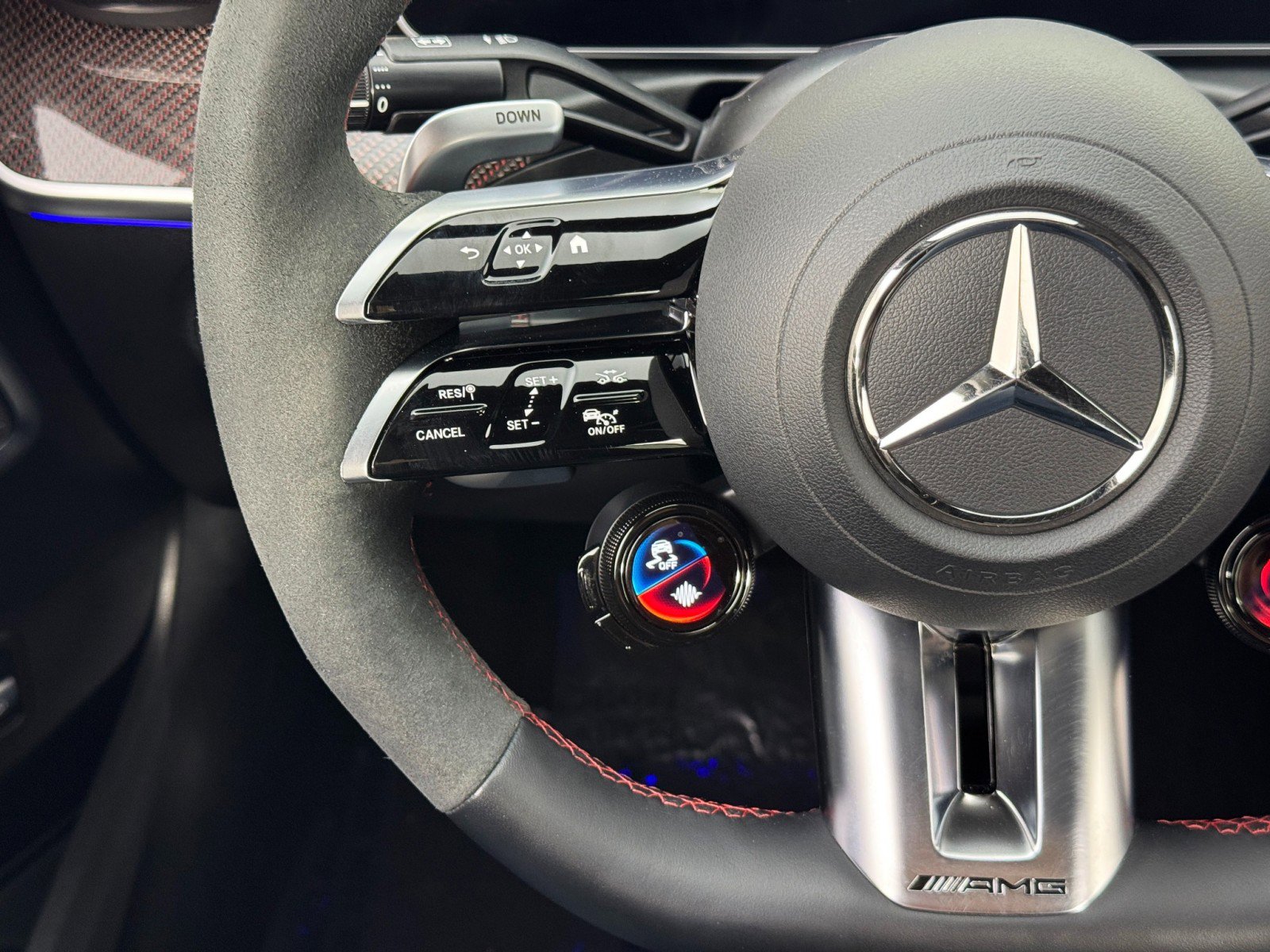 Used 2024 Mercedes-Benz C 63 AMG S image 23