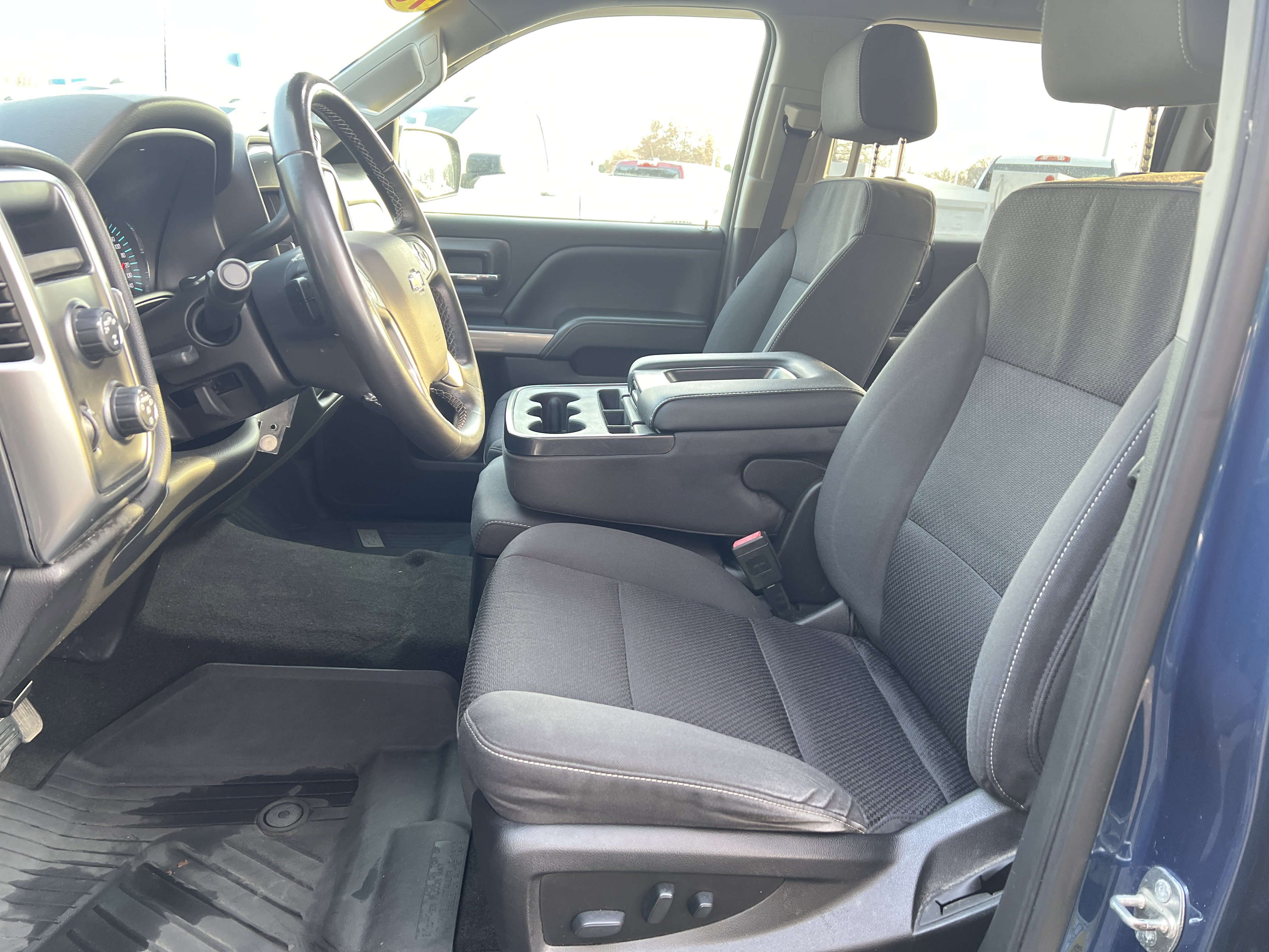 Used 2018 Chevrolet Silverado 1500 LT w/ All Star Edition image 16