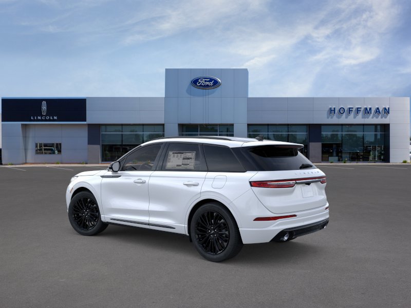 New 2026 Lincoln Corsair Reserve w/ Jet Appearance Package AWD/4WD image 4