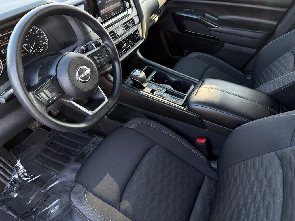 Certified 2024 Nissan Pathfinder S image 16