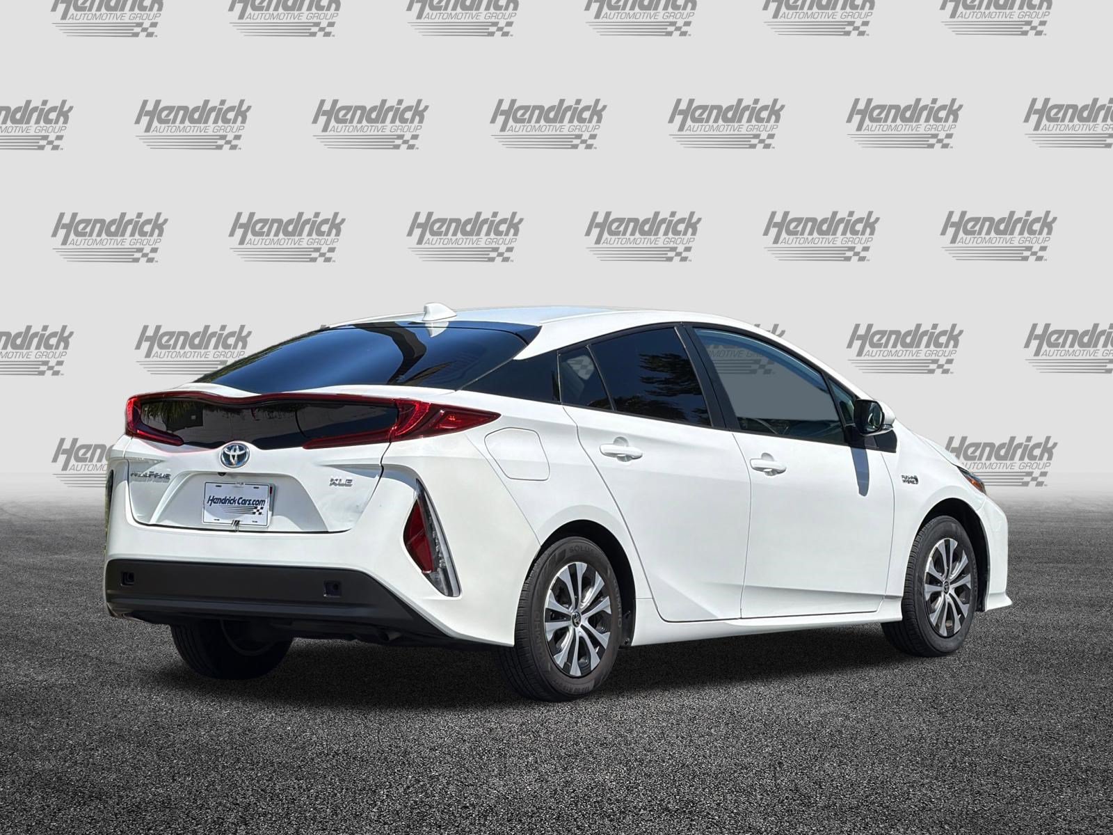 Used 2022 Toyota Prius Prime XLE FWD image 5
