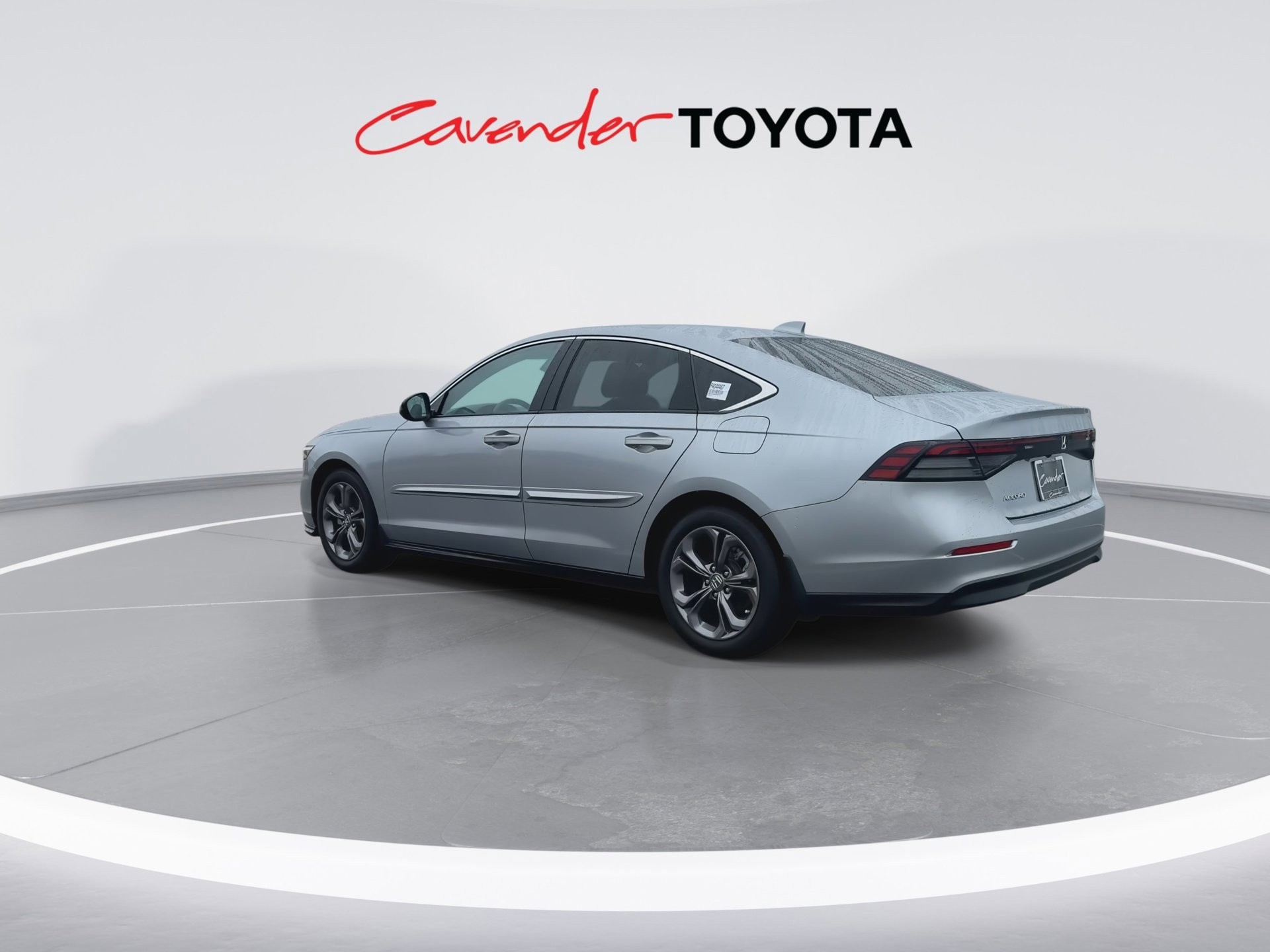 Used 2023 Honda Accord EX image 6