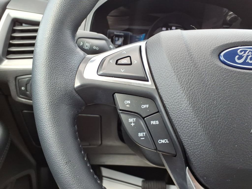 Used 2023 Ford Edge SEL w/ Convenience Package AWD/4WD image 17