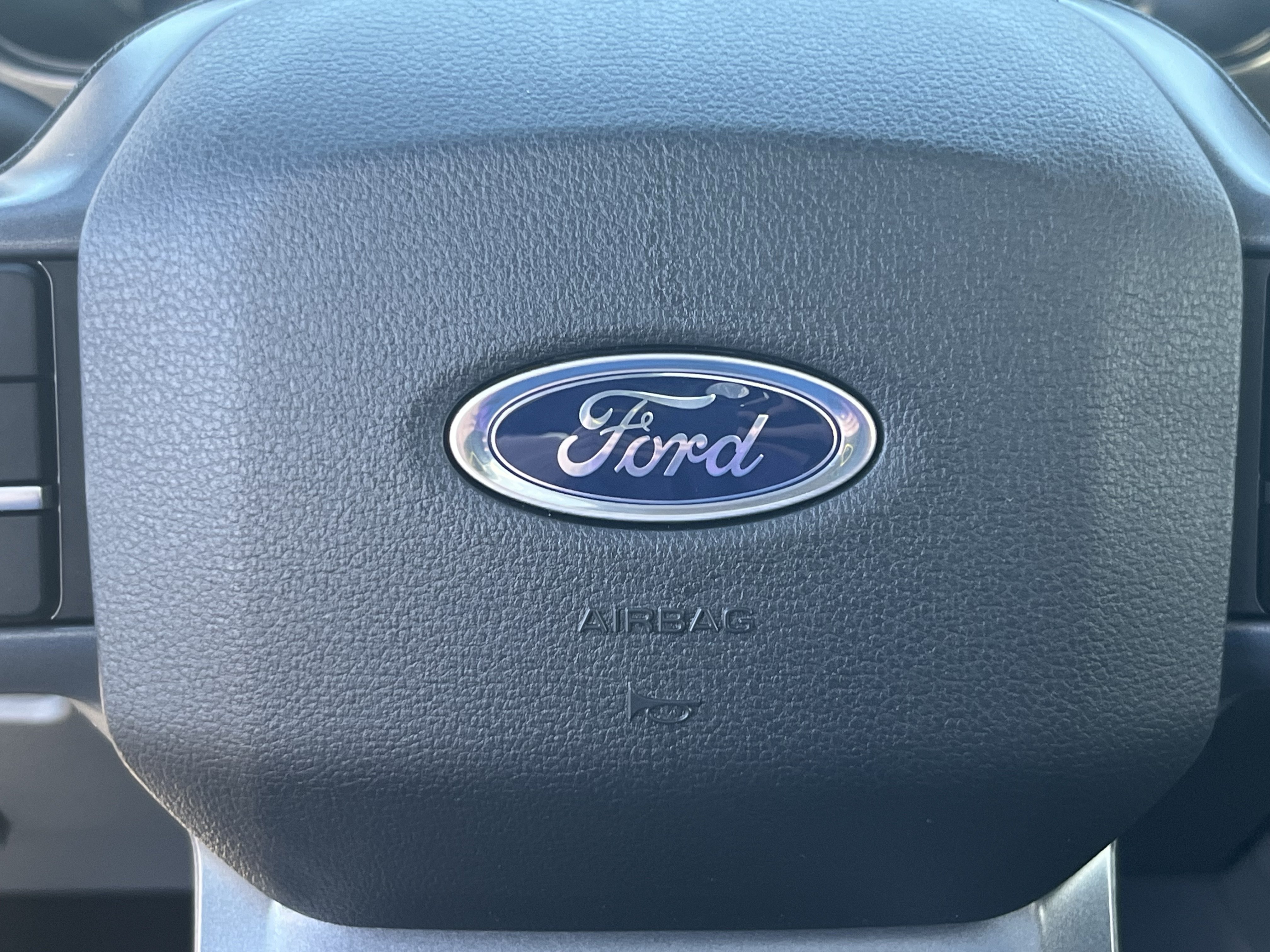 New 2026 Ford F350 Lariat w/ Lariat Premium Package AWD/4WD image 16