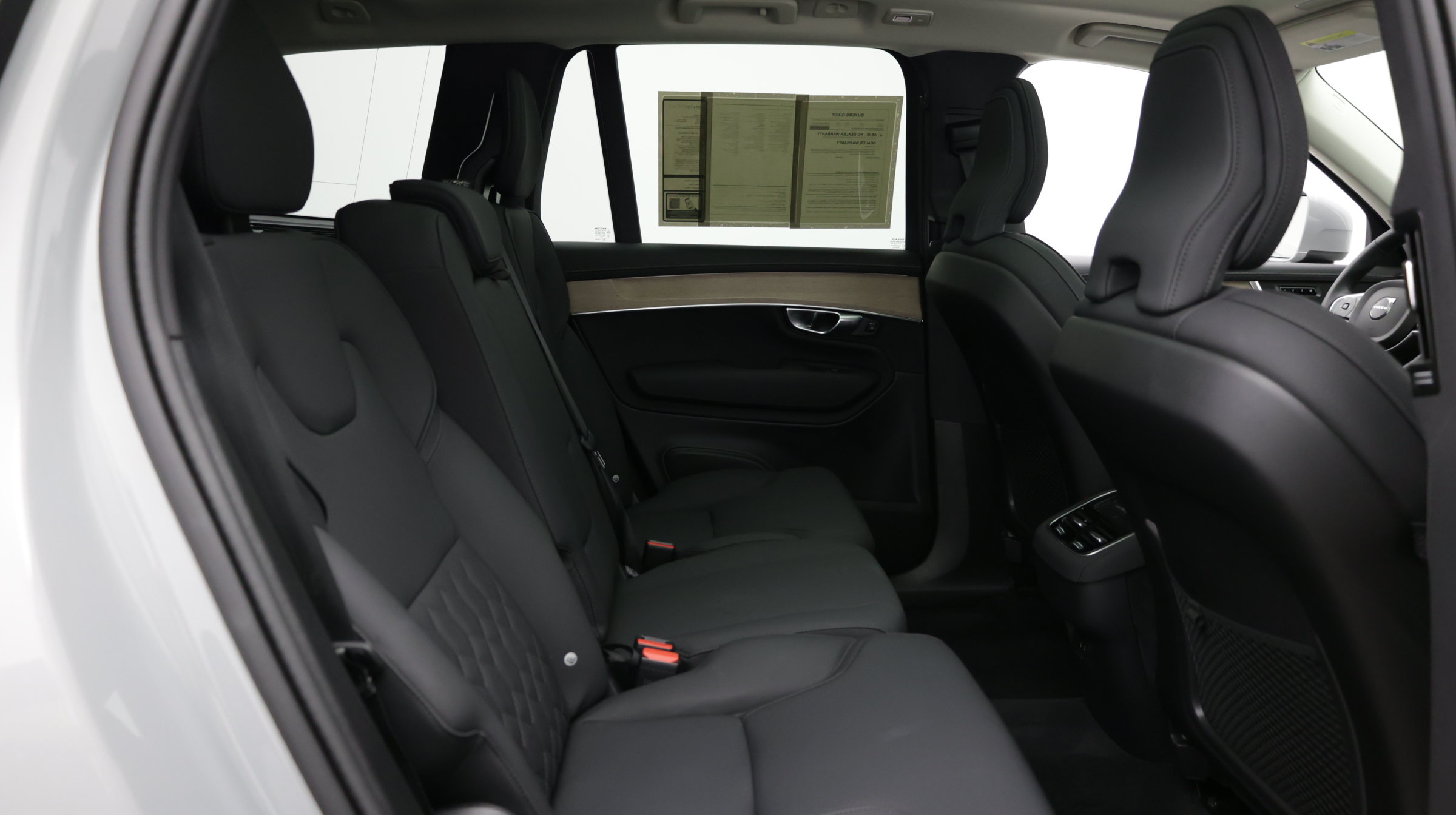 Used 2025 Volvo XC90 B5 Core AWD/4WD image 41