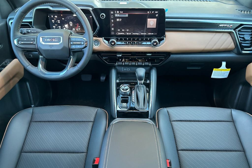 New 2026 GMC Canyon AT4 w/ Technology Plus Package AWD/4WD image 11