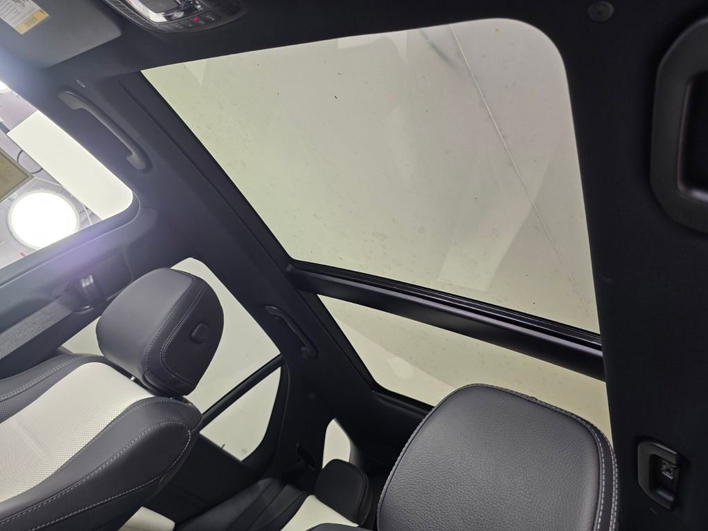 New 2026 Mercedes-Benz GLE 580 4MATIC image 9