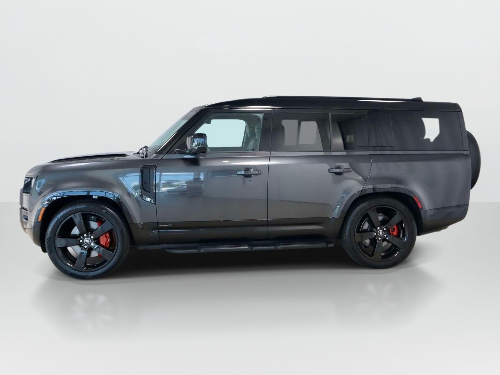 Used 2025 Land Rover Defender 130 X AWD/4WD image 3