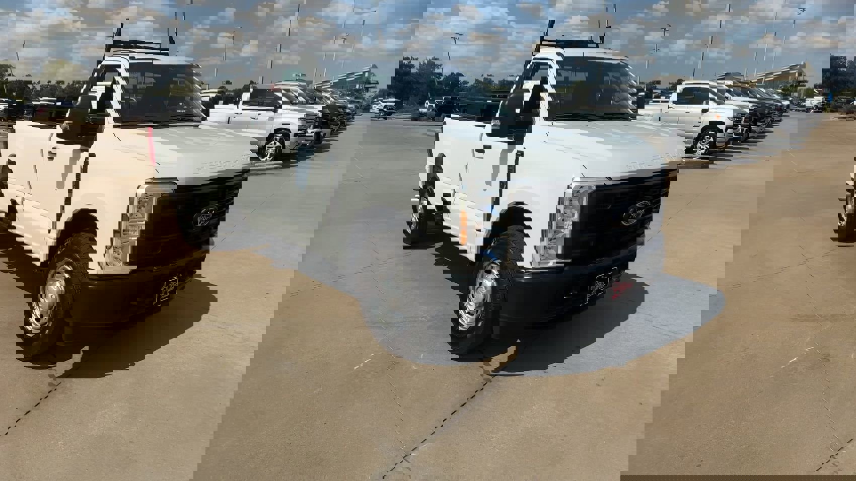 Used 2024 Ford F250 XL image 3