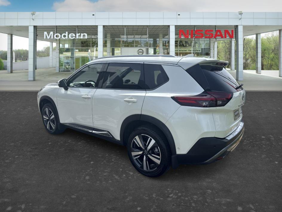 Certified 2022 Nissan Rogue SL w/ SL Premium Package image 3