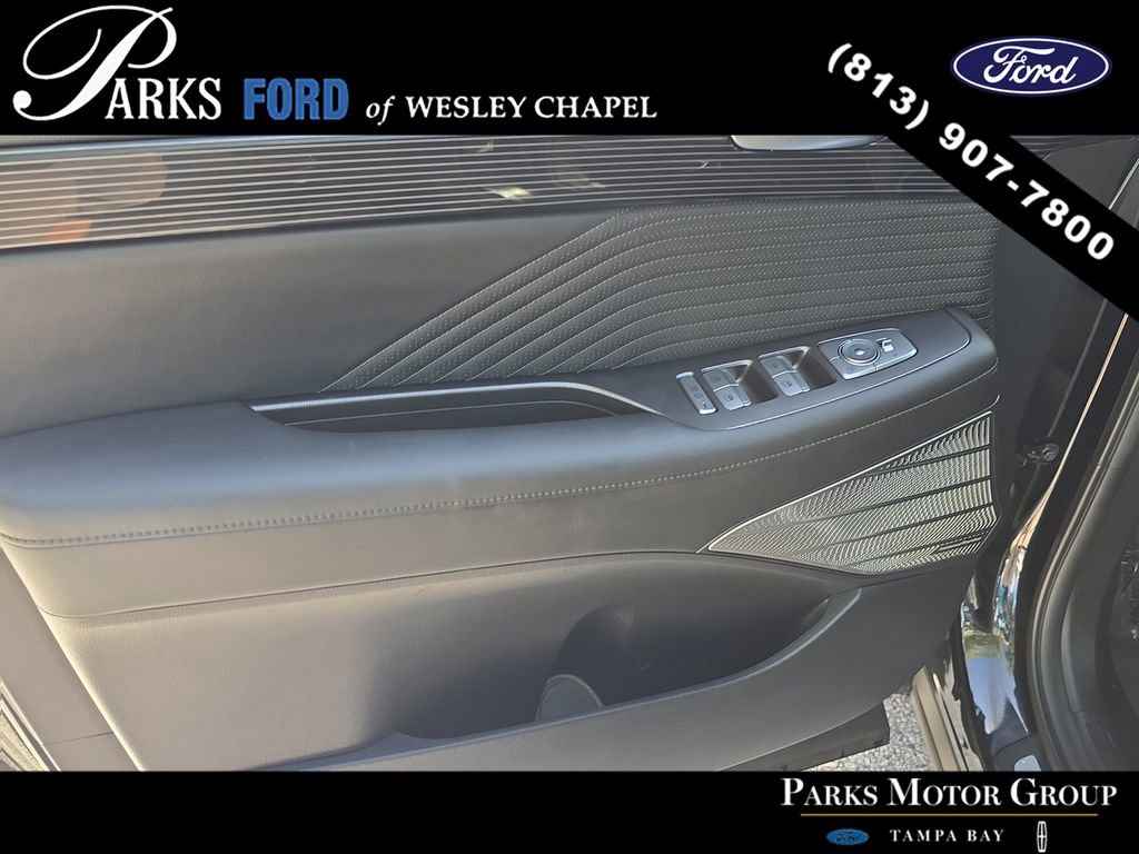 Used 2025 Hyundai Palisade Calligraphy AWD/4WD image 17