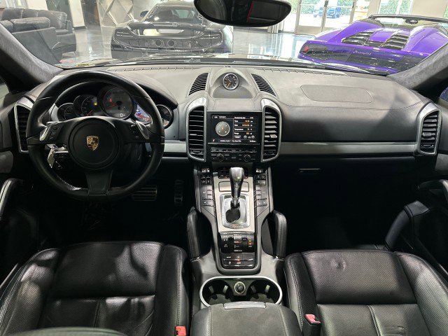 Used 2014 Porsche Cayenne GTS AWD/4WD image 35