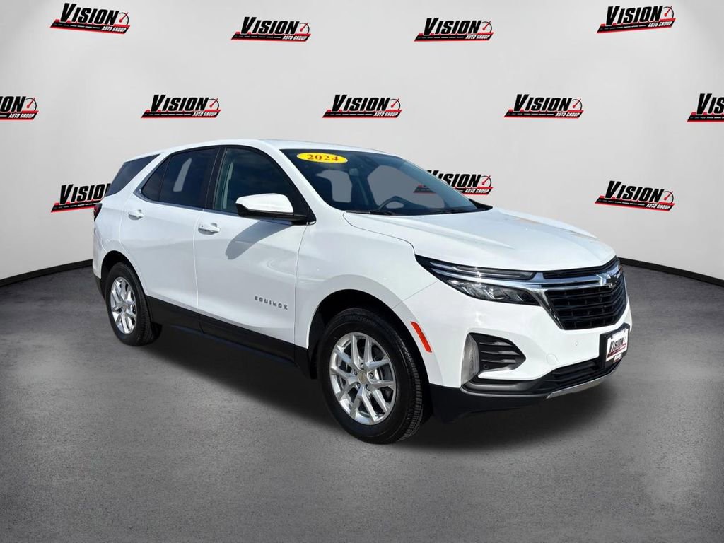 Used 2024 Chevrolet Equinox LT w/ LPO, Floor Liner Package AWD/4WD image 3