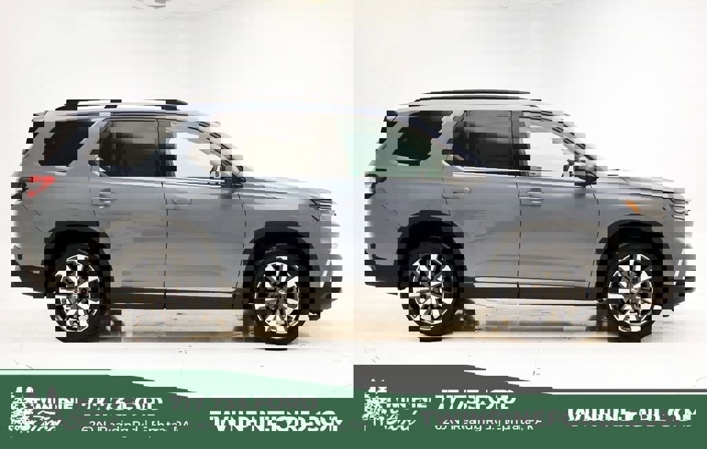 Used 2025 Honda Pilot Touring