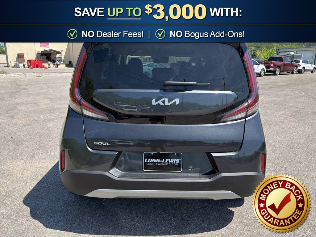 Used 2025 Kia Soul LX w/ LX Technology Package FWD image 7