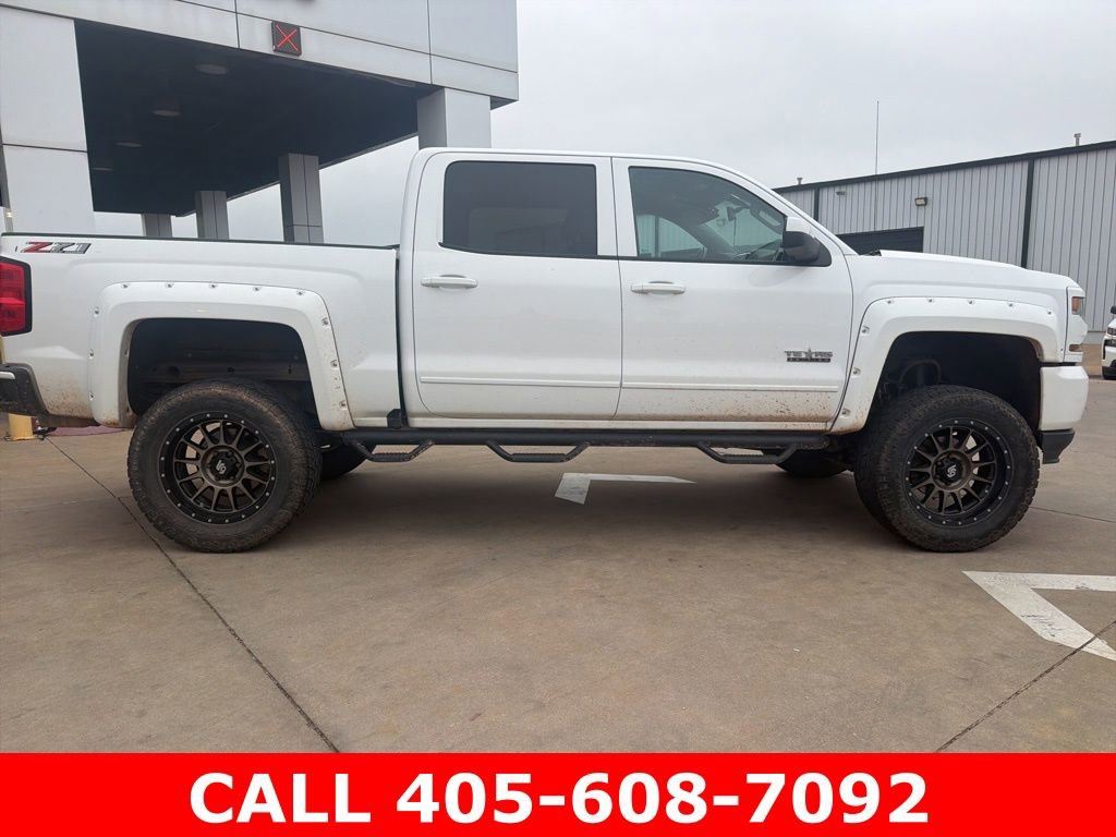 Used 2018 Chevrolet Silverado 1500 LT w/ Texas Edition AWD/4WD image 2