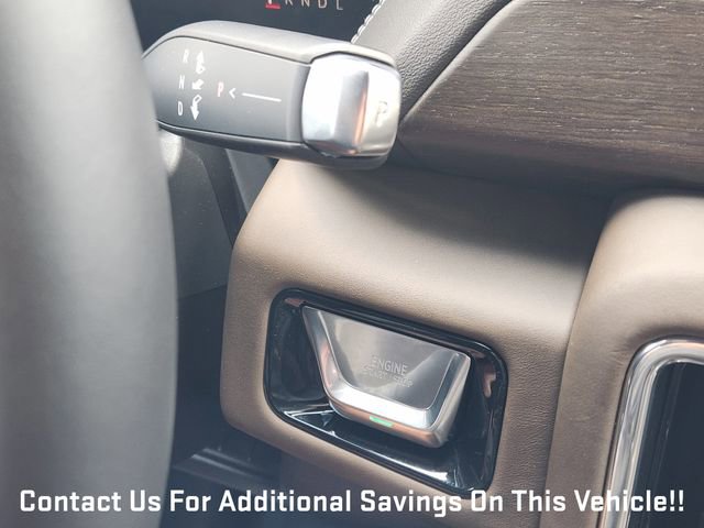 New 2026 GMC Yukon Denali Ultimate w/ LPO, Floor Liner Package AWD/4WD image 17