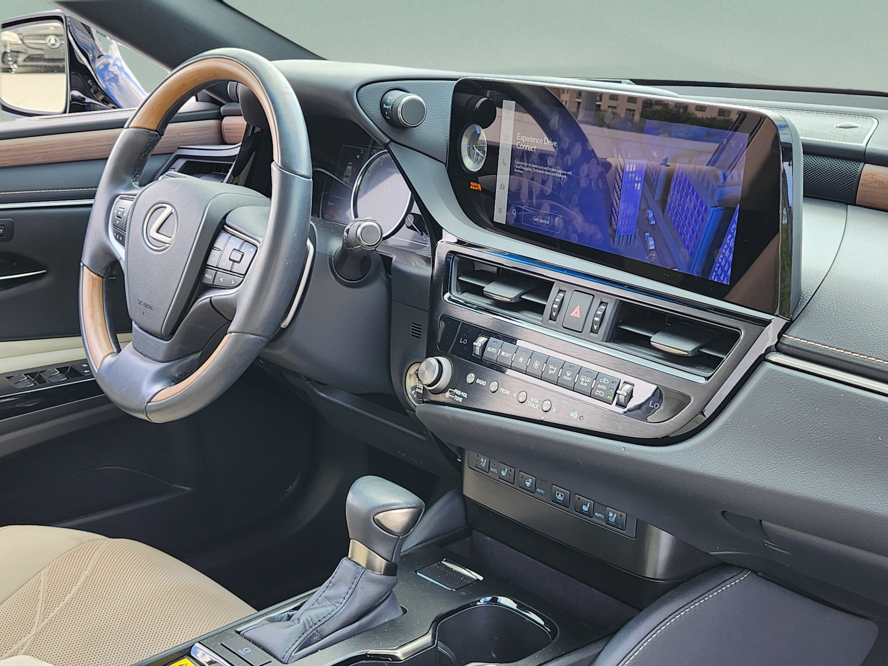Certified 2024 Lexus ES 350 w/ Technology Package FWD image 28