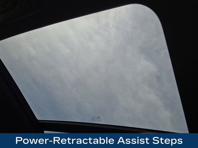 Used 2021 GMC Yukon AT4 w/ AT4 Premium Plus Package image 19