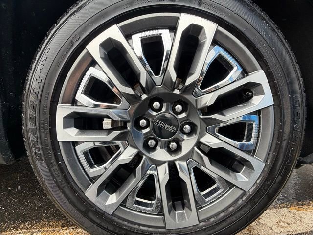 Used 2024 GMC Sierra 1500 Denali Ultimate image 10