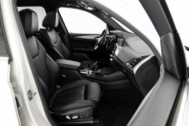 Used 2021 BMW X3 xDrive30e w/ Convenience Package image 27