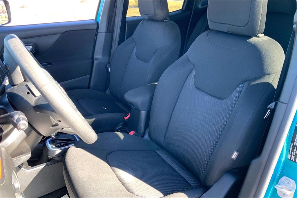 Used 2019 Jeep Renegade Sport image 9