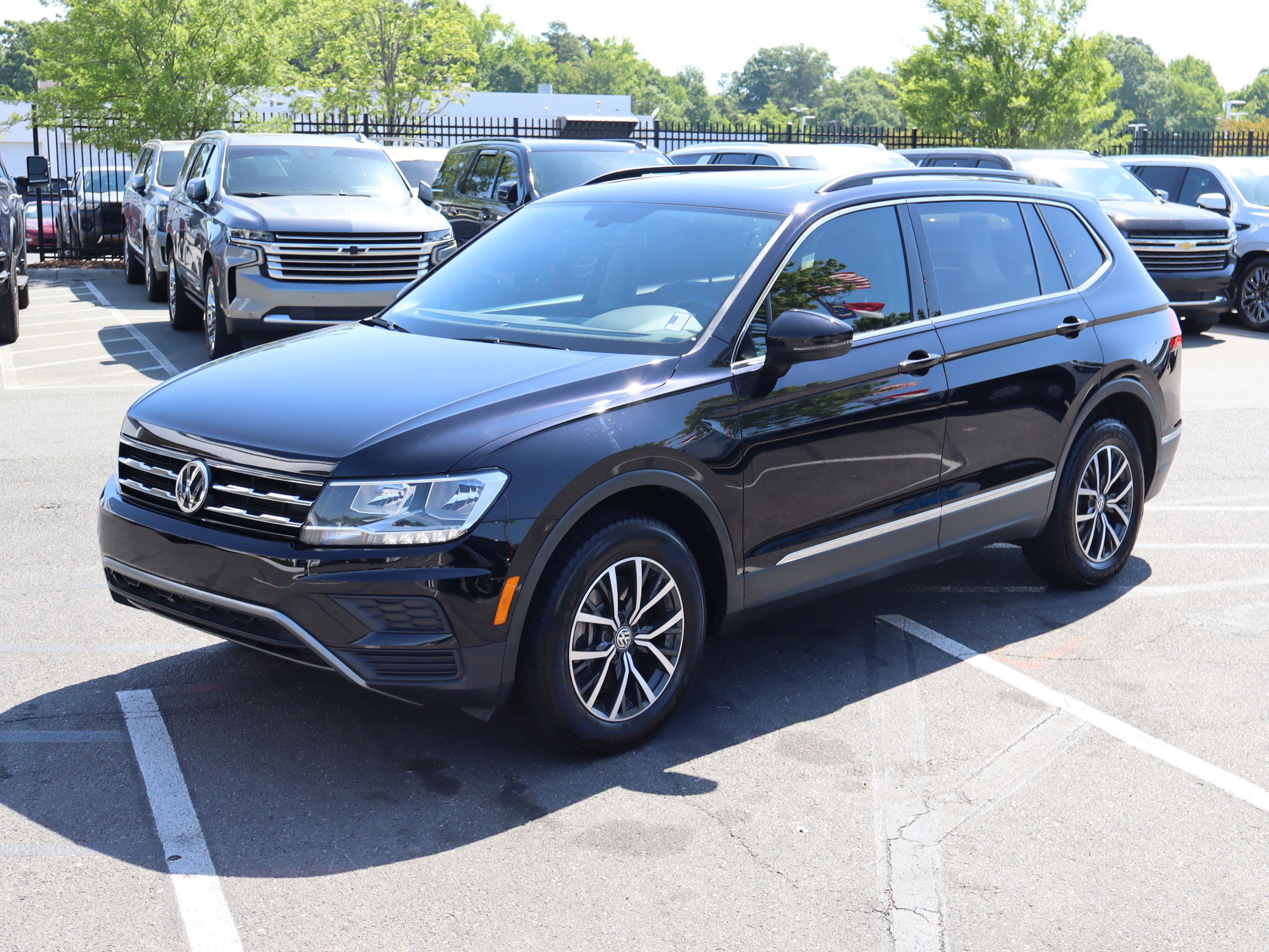 Used 2020 Volkswagen Tiguan S AWD/4WD image 5