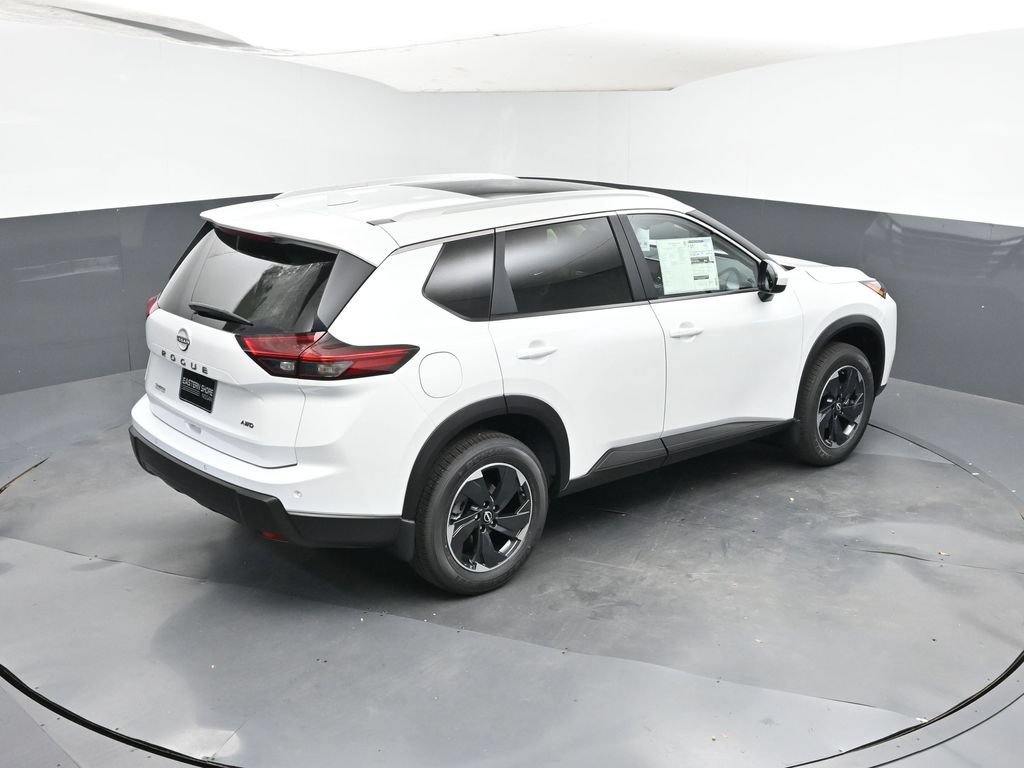 Used 2026 Nissan Rogue SV w/ SV Premium Package AWD/4WD image 21