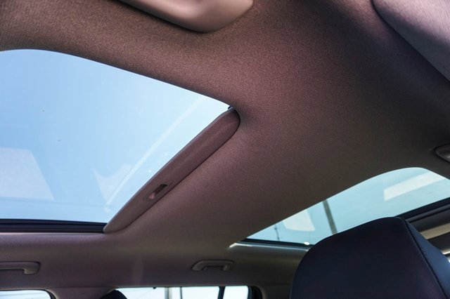 Used 2025 Hyundai Santa Fe Limited image 32