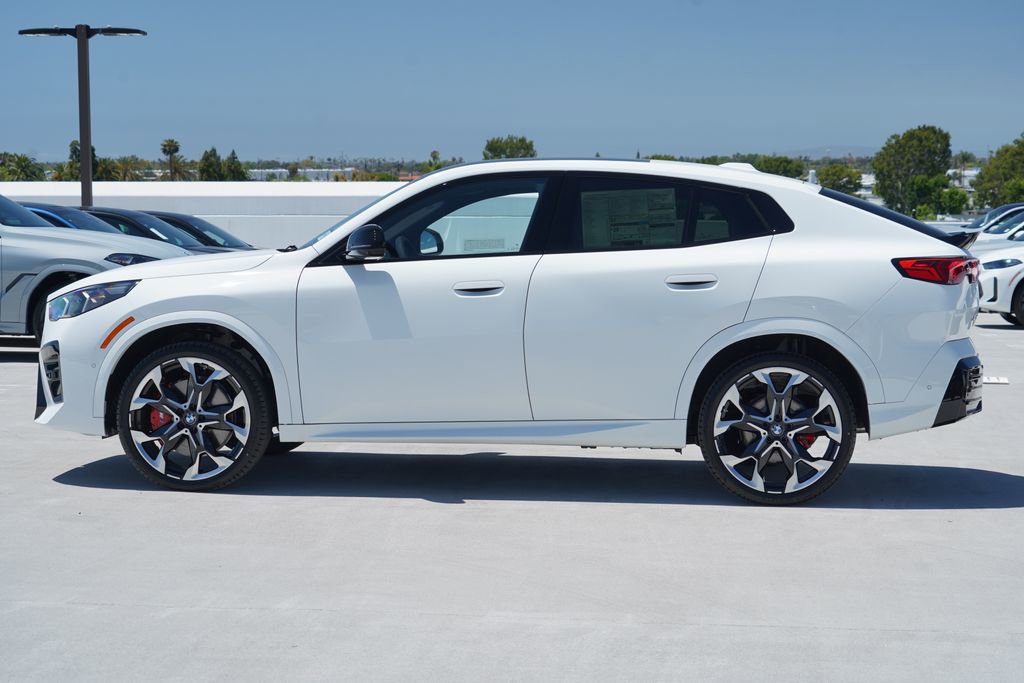 New 2026 BMW X2 xDrive28i w/ Technology Package AWD/4WD image 4