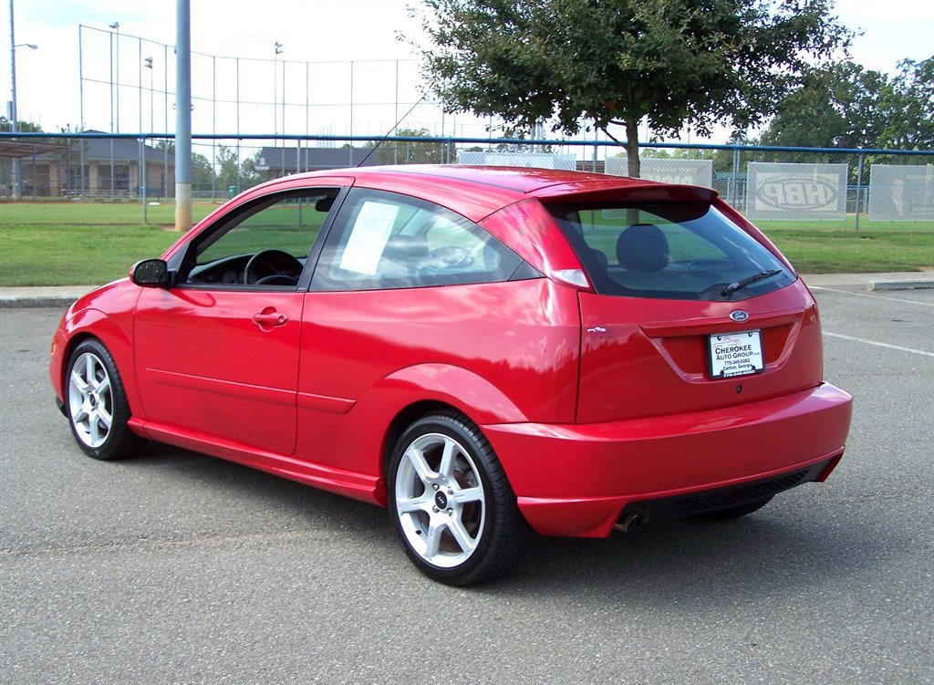 Used 2004 Ford Focus SVT image 4