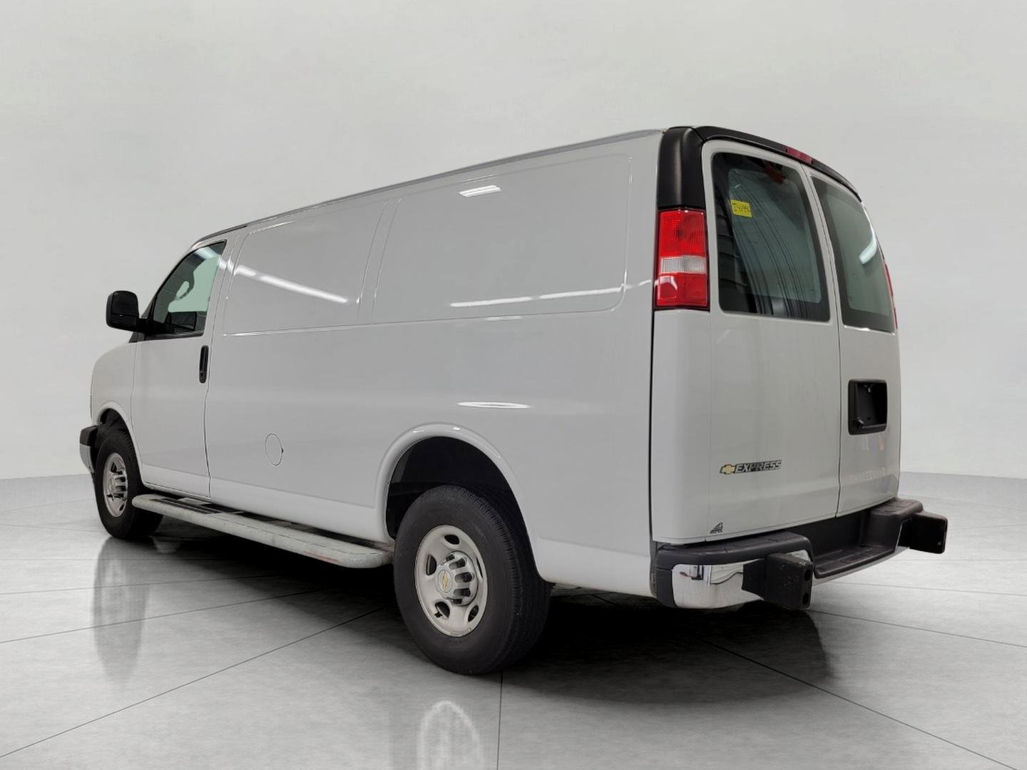 Used 2024 Chevrolet Express 2500 RWD 2500 135 w/ Driver Convenience Package image 20