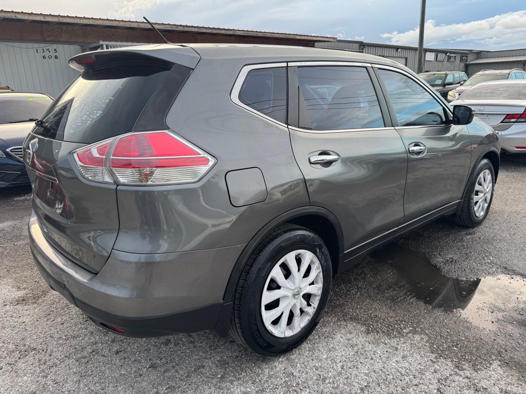 Used 2015 Nissan Rogue S FWD image 5