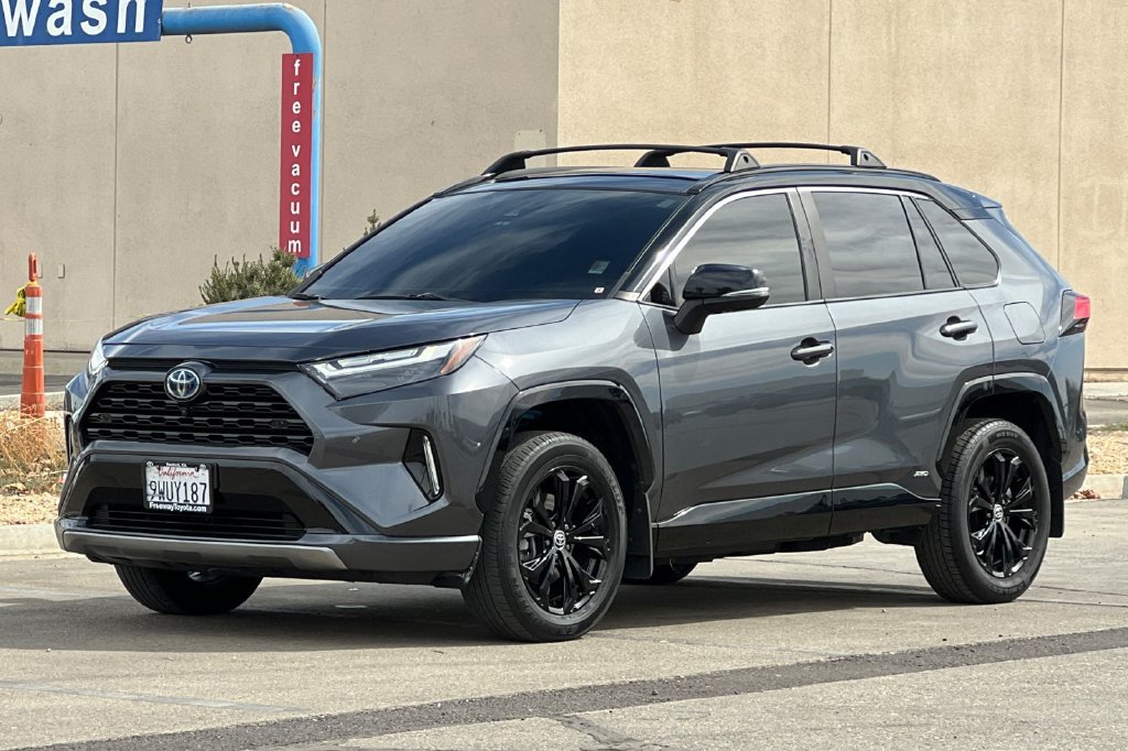 Certified 2023 Toyota RAV4 XSE AWD/4WD image 10
