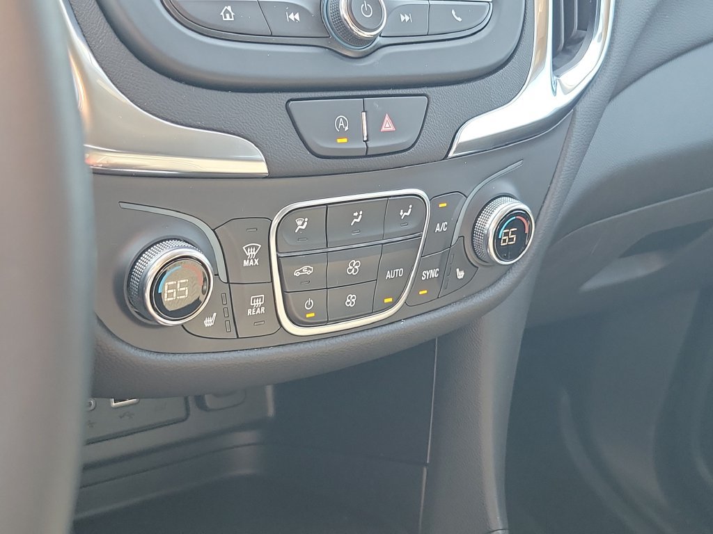 Used 2024 Chevrolet Equinox LT w/ LPO, Floor Liner Package FWD image 23
