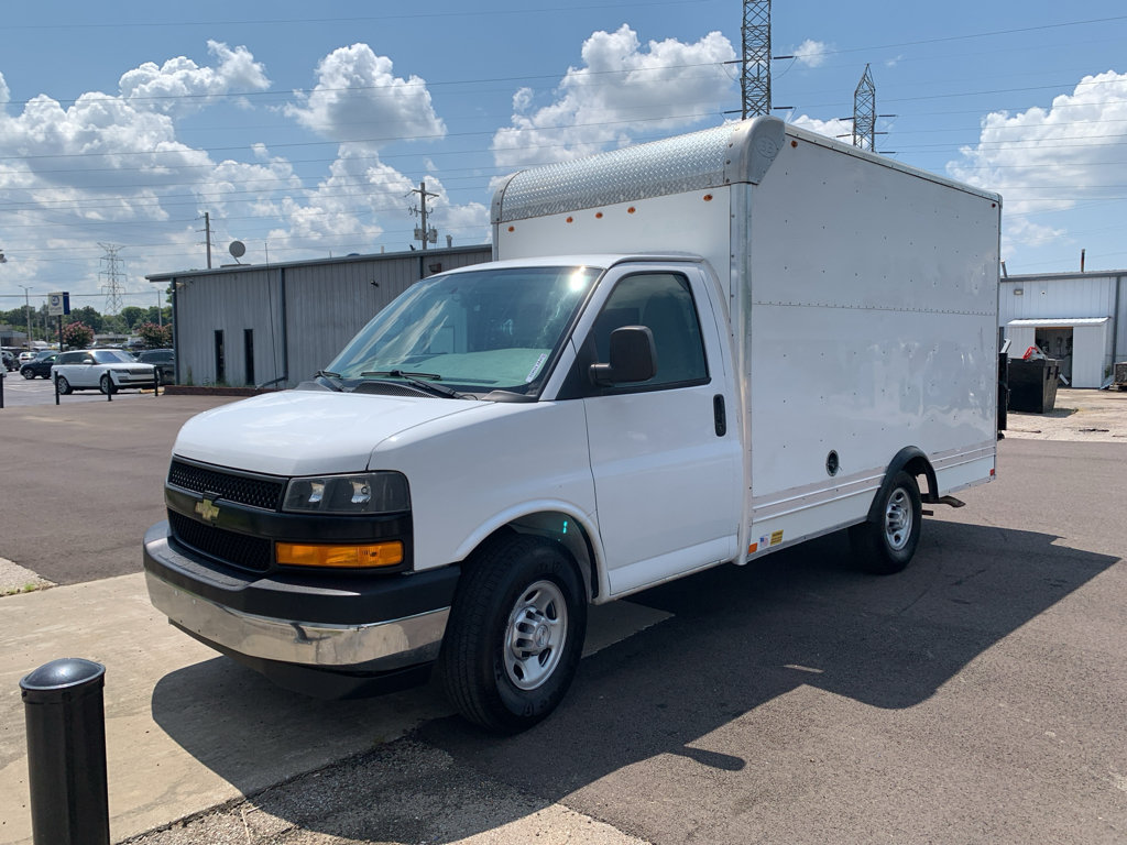 Used 2019 Chevrolet Express 3500 w/ Power Convenience Package RWD image 5