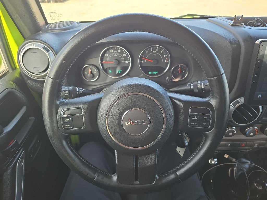 Used 2016 Jeep Wrangler Unlimited Sahara image 14