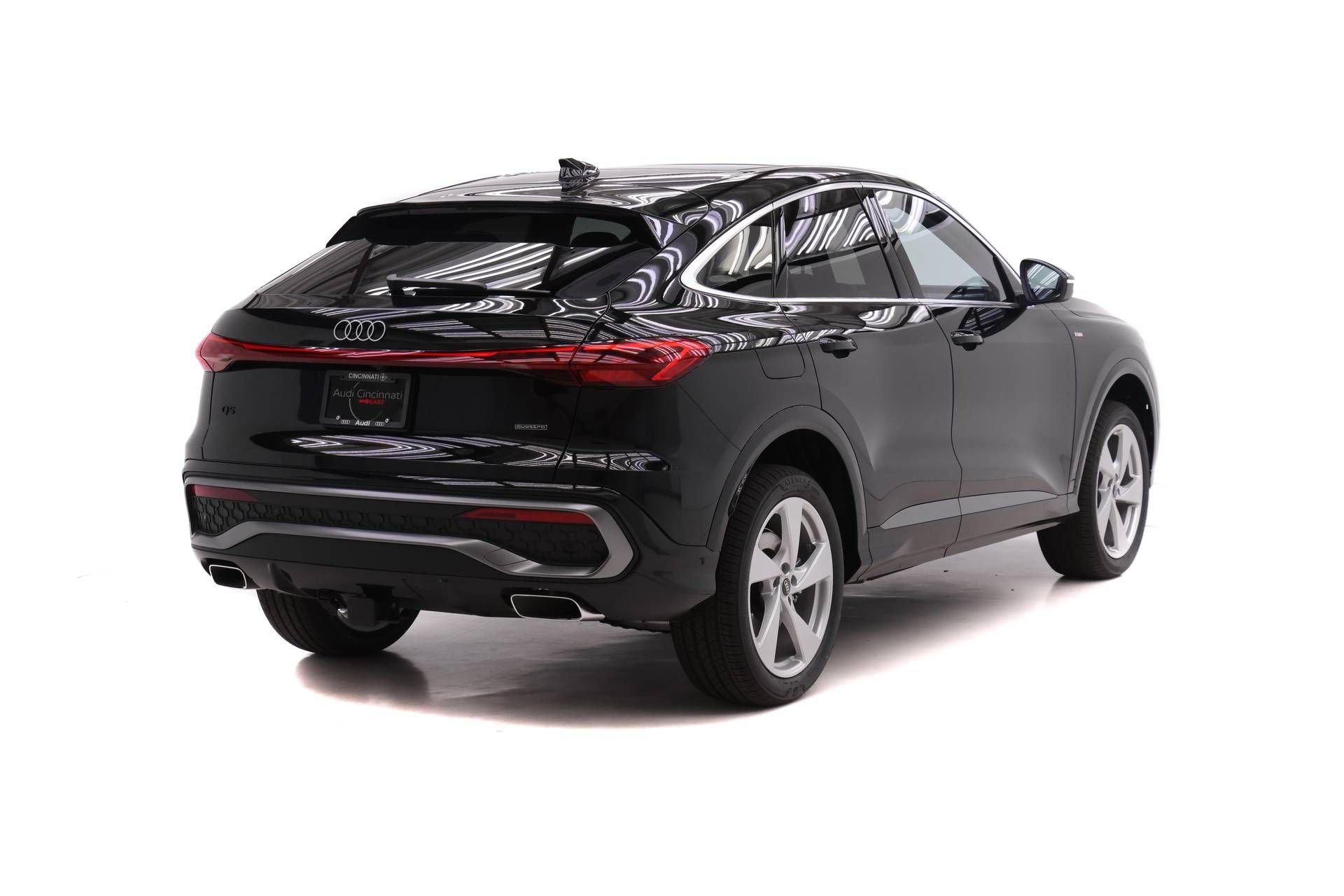 New 2026 Audi Q5 Premium Plus AWD/4WD image 4
