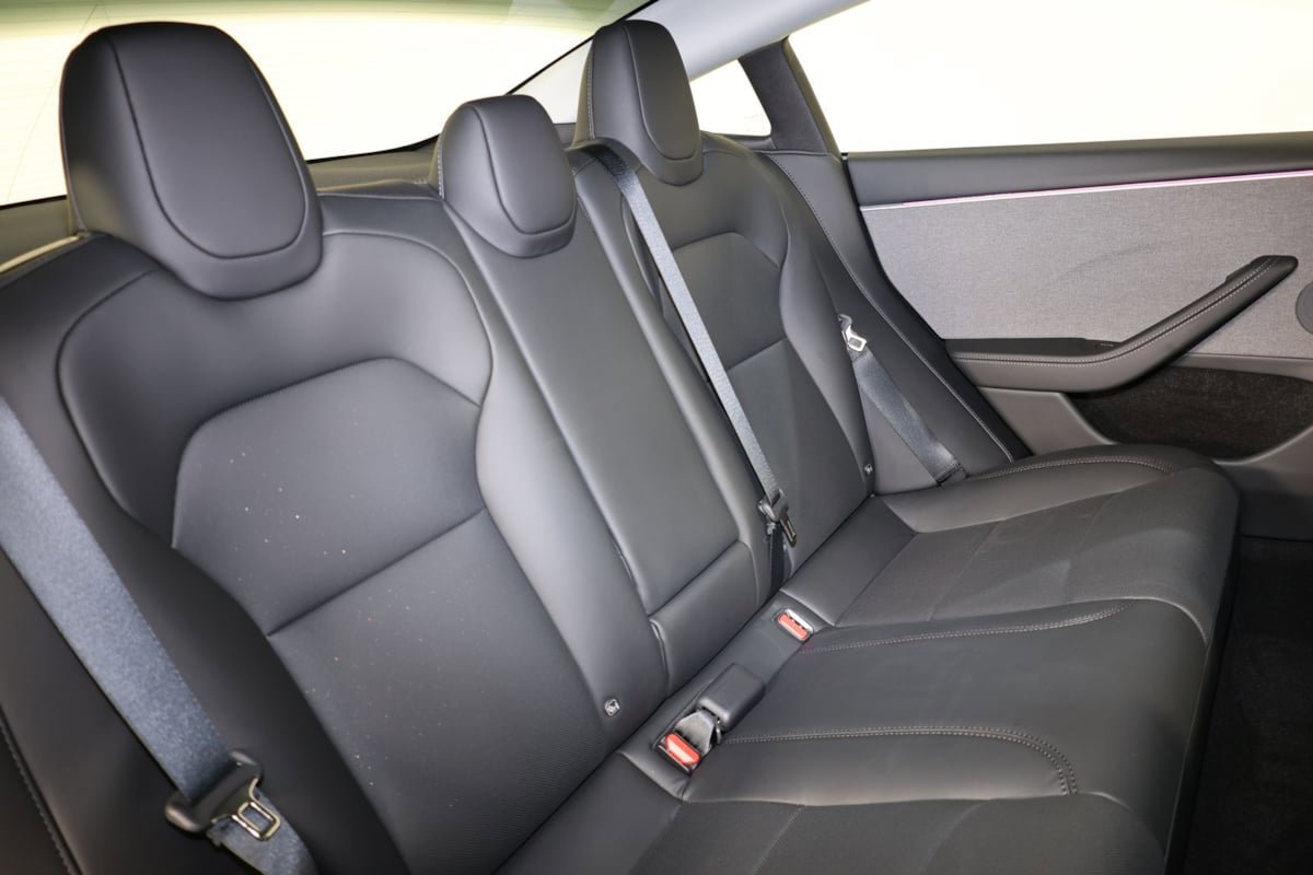 Used 2025 Tesla Model 3 RWD image 27