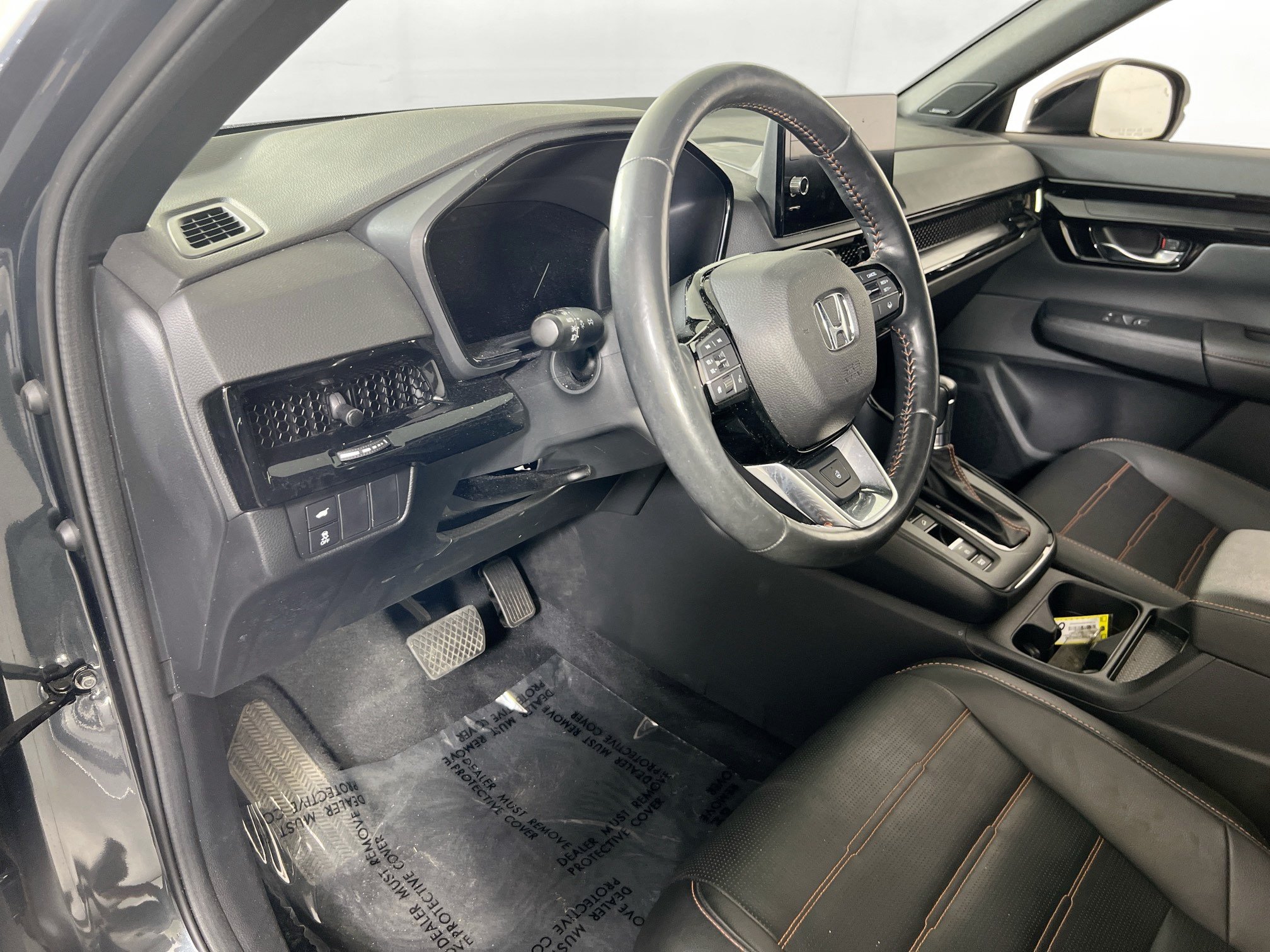 Used 2023 Honda CR-V Sport Touring image 9