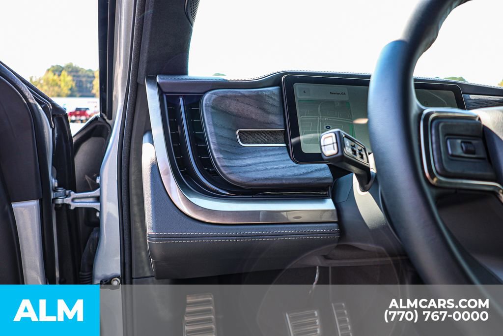 Used 2024 Rivian R1S Adventure image 28