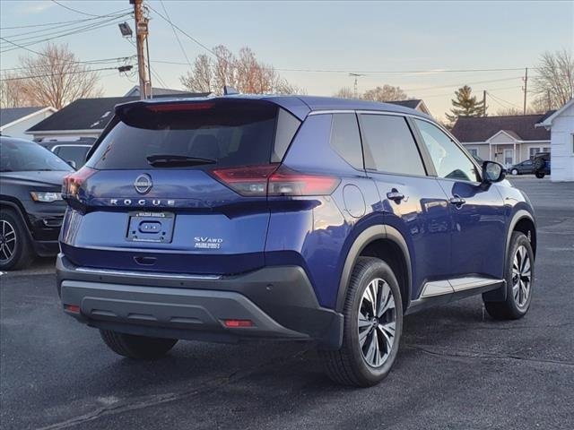Used 2023 Nissan Rogue SV image 6