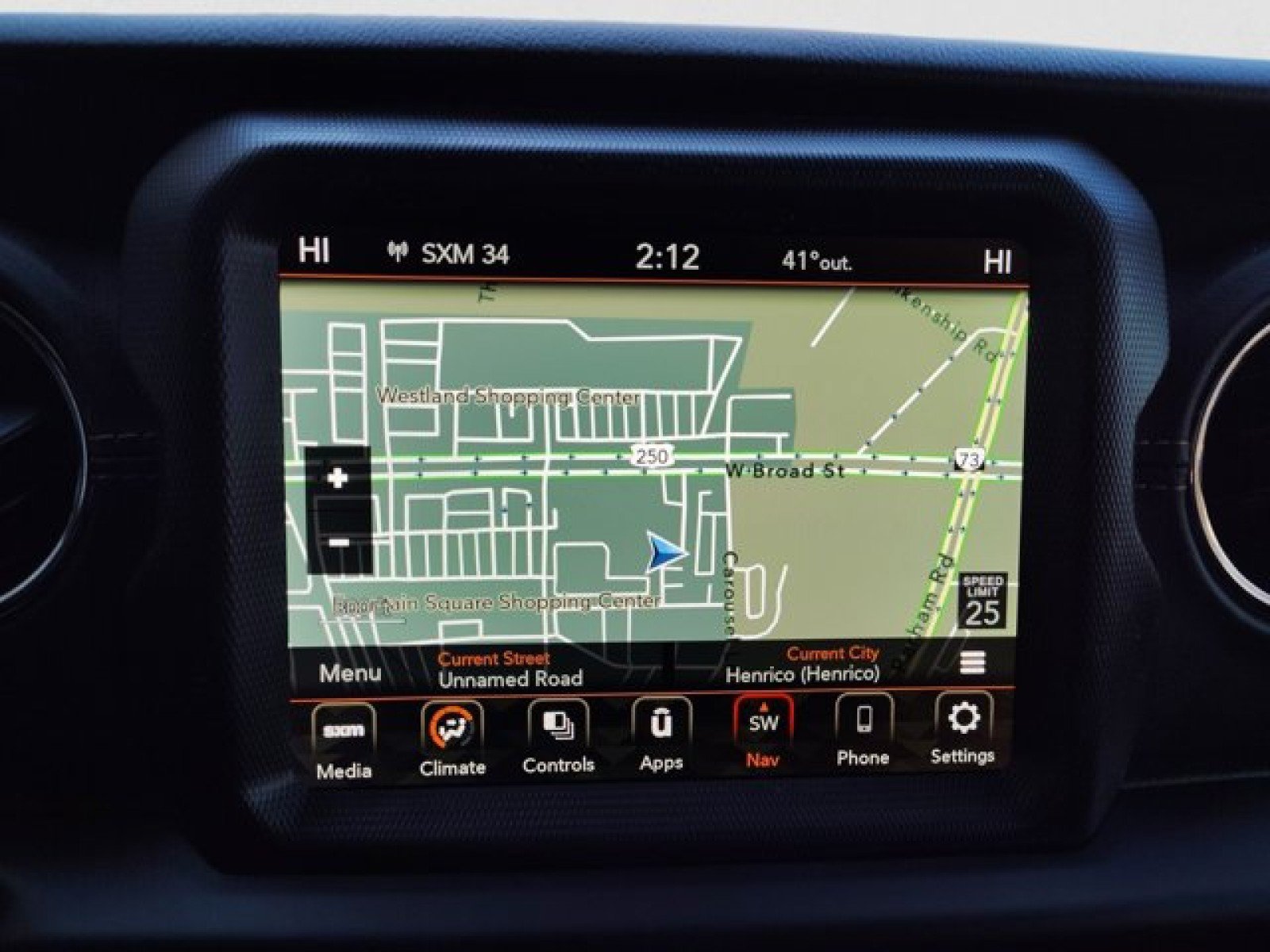 Used 2023 Jeep Wrangler Unlimited Sahara AWD/4WD image 16