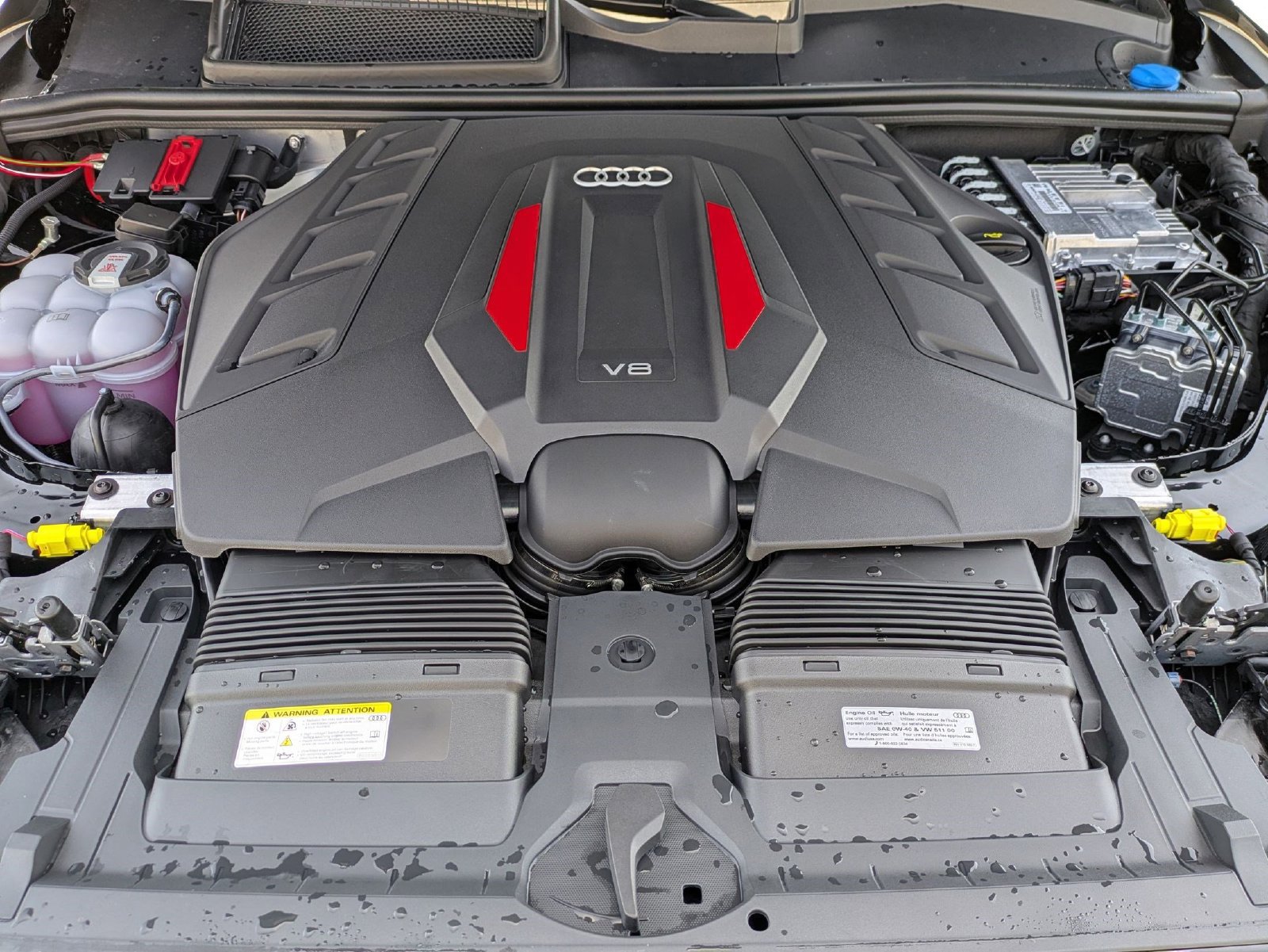 New 2026 Audi SQ7 Premium Plus AWD/4WD image 12