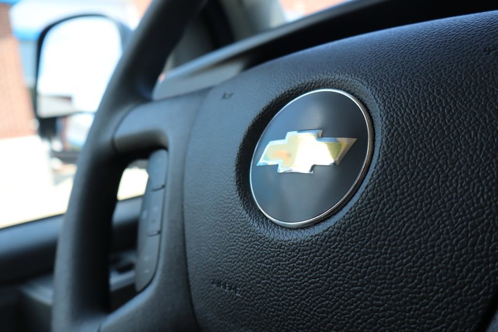 New 2025 Chevrolet Express 2500 w/ Driver Convenience Package image 19