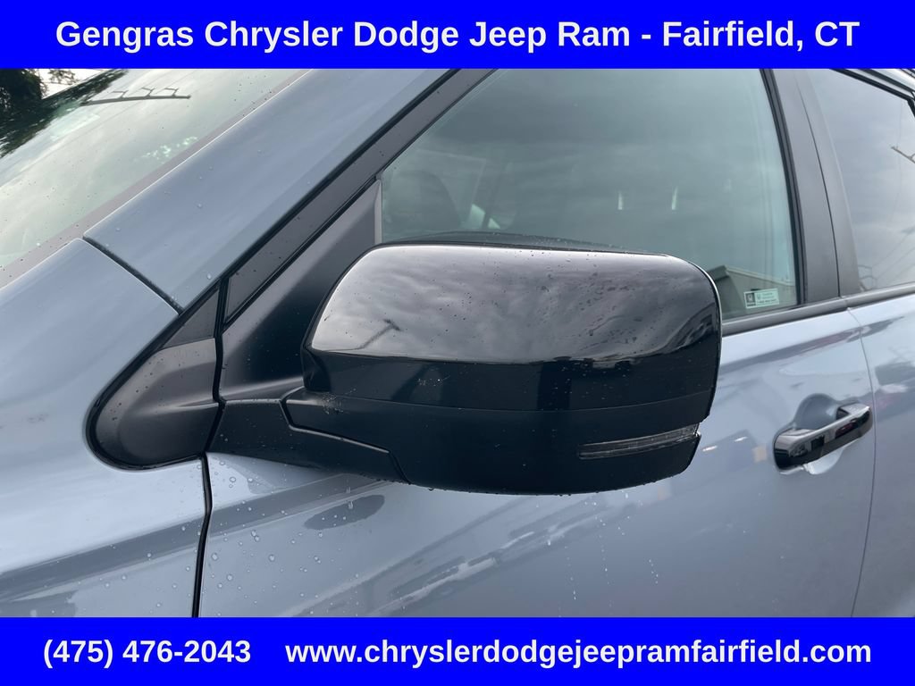 Used 2023 Honda Pilot TrailSport image 13