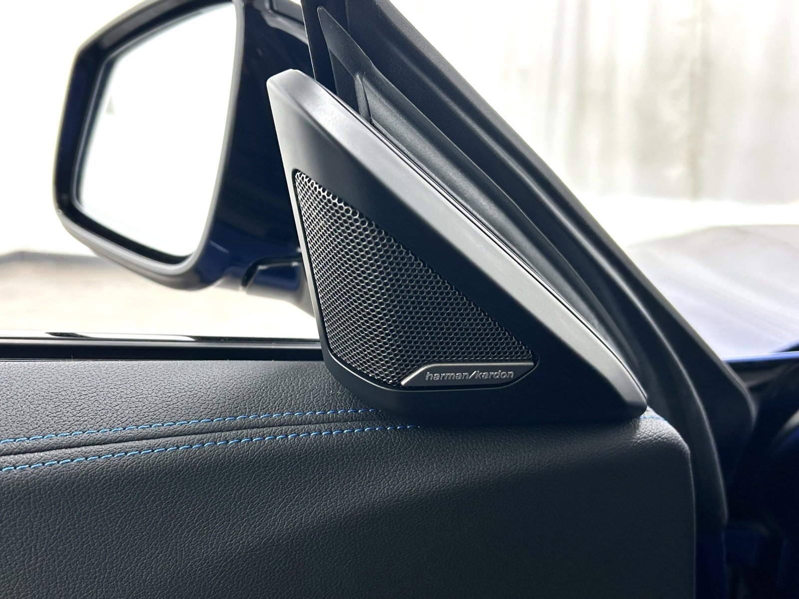 Used 2023 BMW Z4 M40i w/ Premium Package image 27