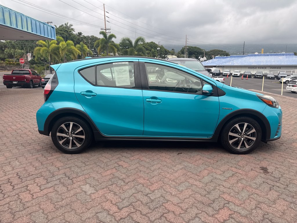 Used 2018 Toyota Prius C One FWD image 7